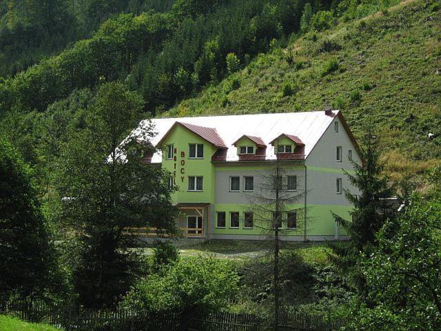 Hotel Bocy Oscadnica Exterior photo