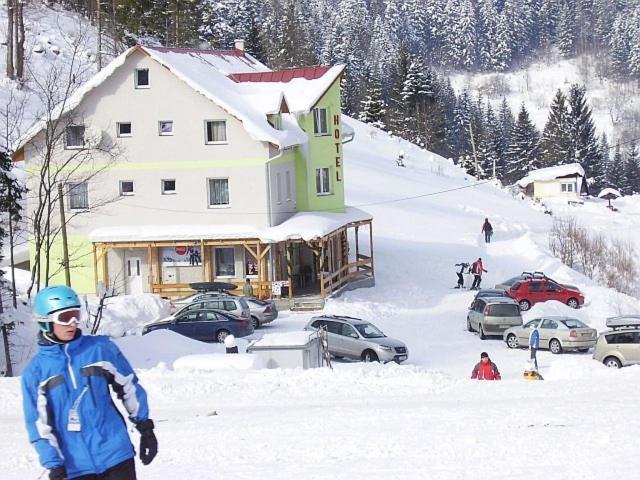 Hotel Bocy Oscadnica Exterior photo